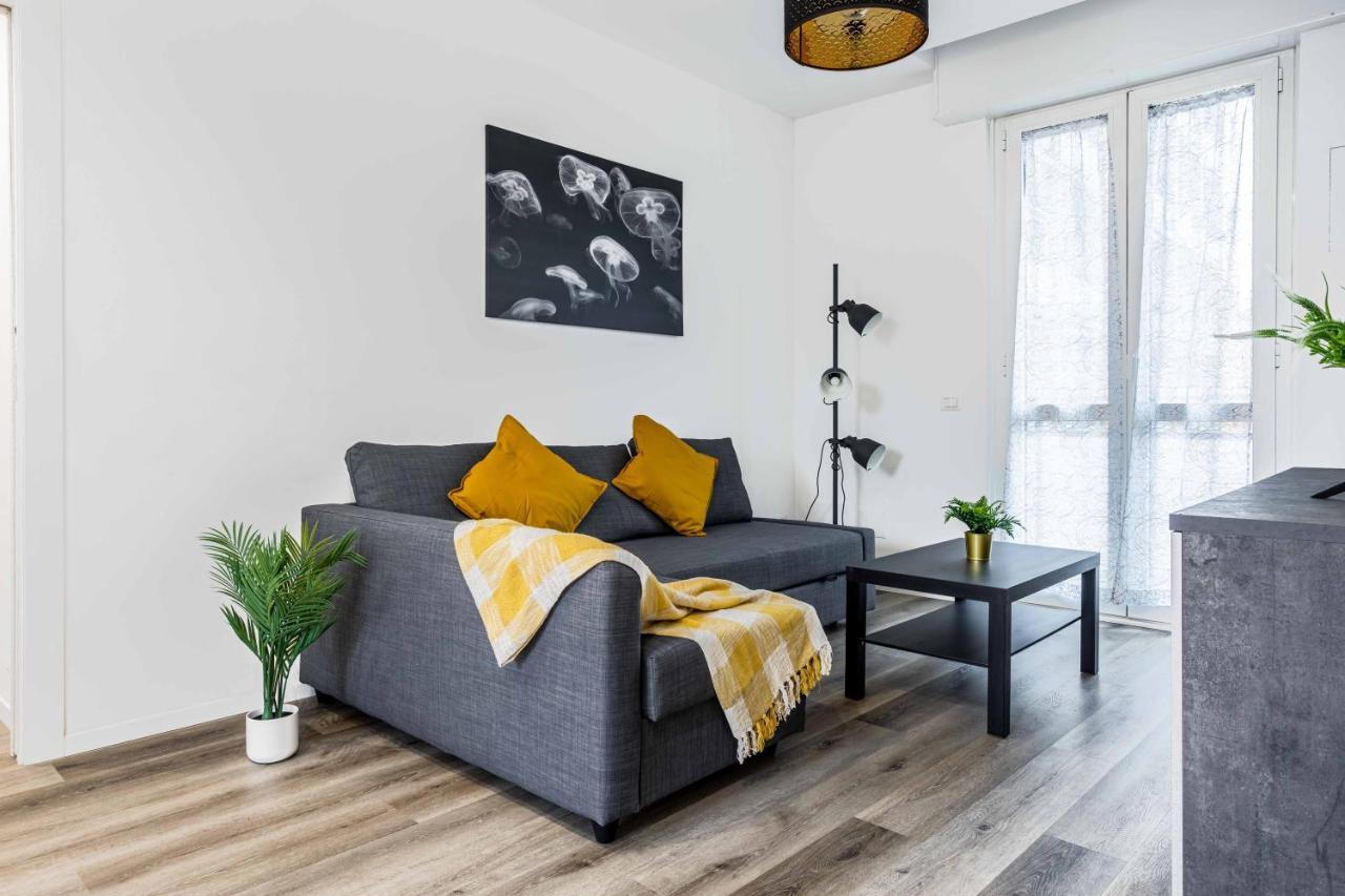 2 Bedrooms Apt With Terrace - Nolo Area Via Varanini Мілан Екстер'єр фото